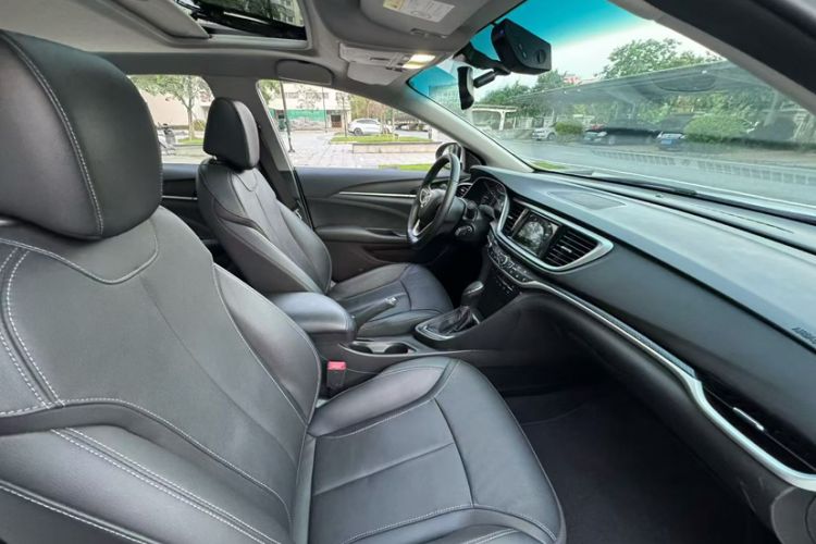 Used Buick GT 2019 18T Automatic Connected Elite Model China VI Standard Interior 3