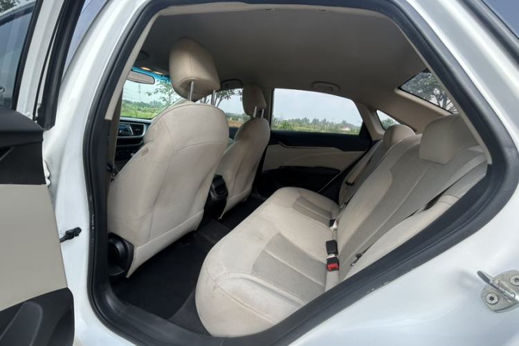 Used Buick GT 2019 15T Dual-Clutch Advanced Version China VI Standard Interior 3