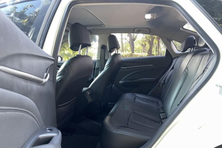 Used Buick GT 2019 18T Automatic Connected Elite Model China V Standard Interior 3