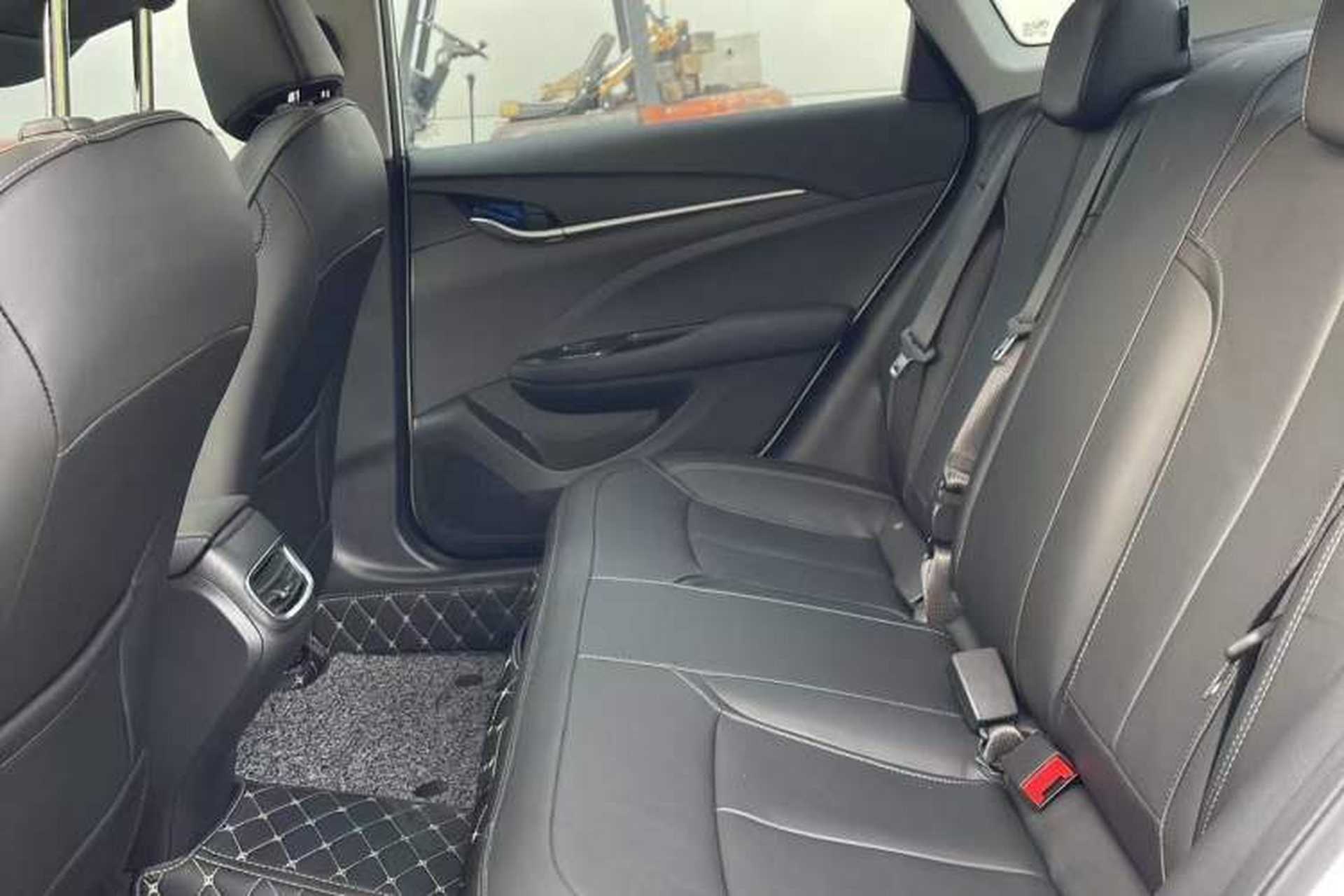 Used Buick GT 2019 18T Automatic Connected Elite Model China VI Standard Interior 4