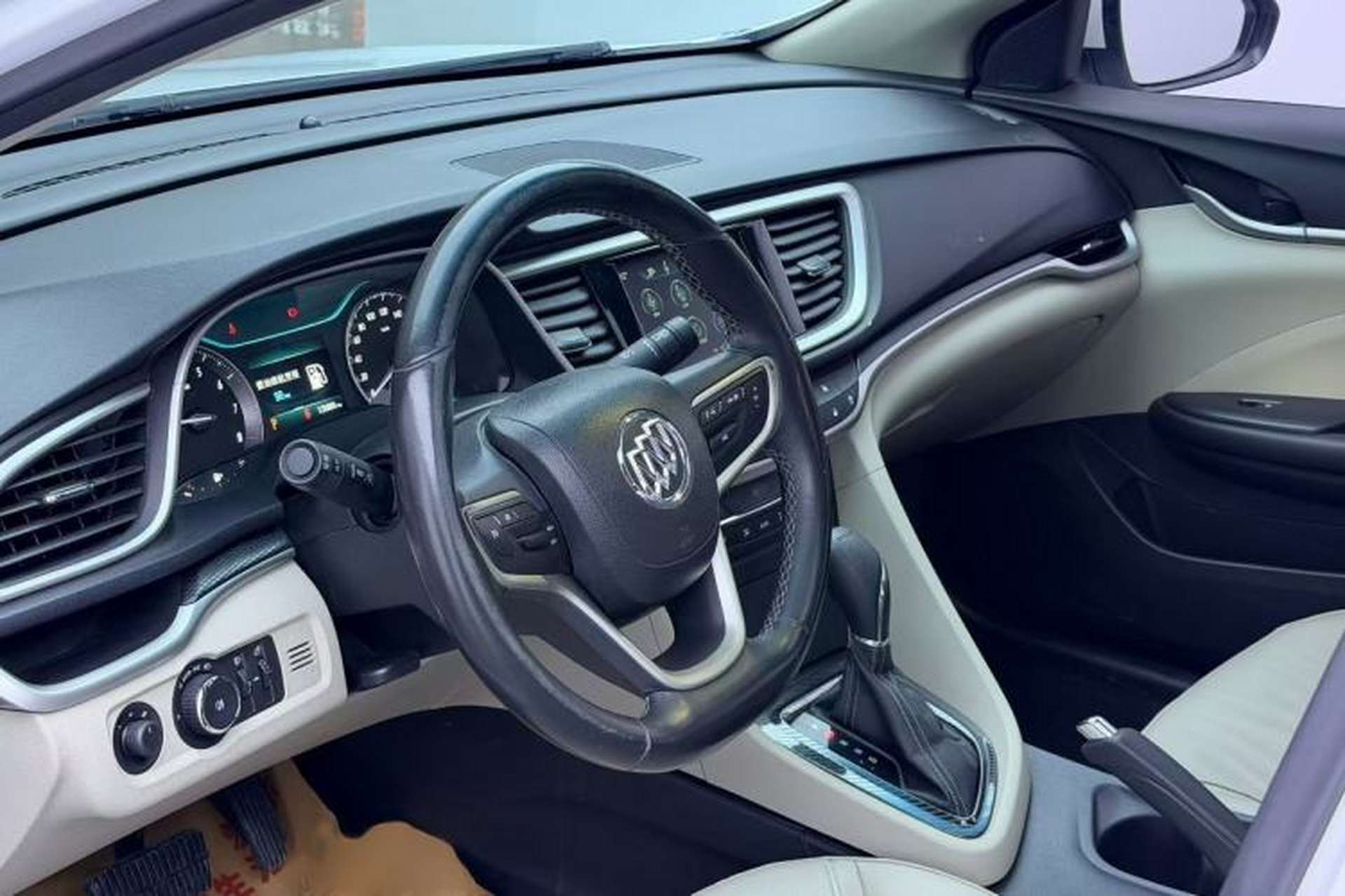 Used Buick GT 2019 15T Dual-Clutch Connected Elite Version China V Standard Interior 5