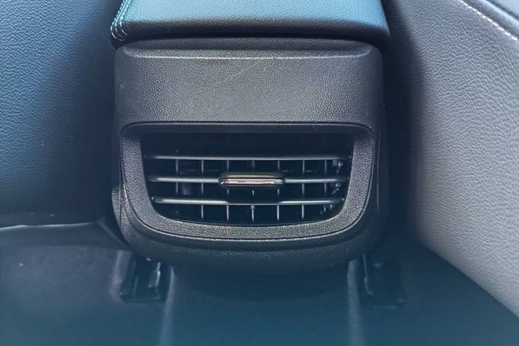 Used Buick GT 2019 18T Automatic Connected Elite Model China VI Standard Interior 5