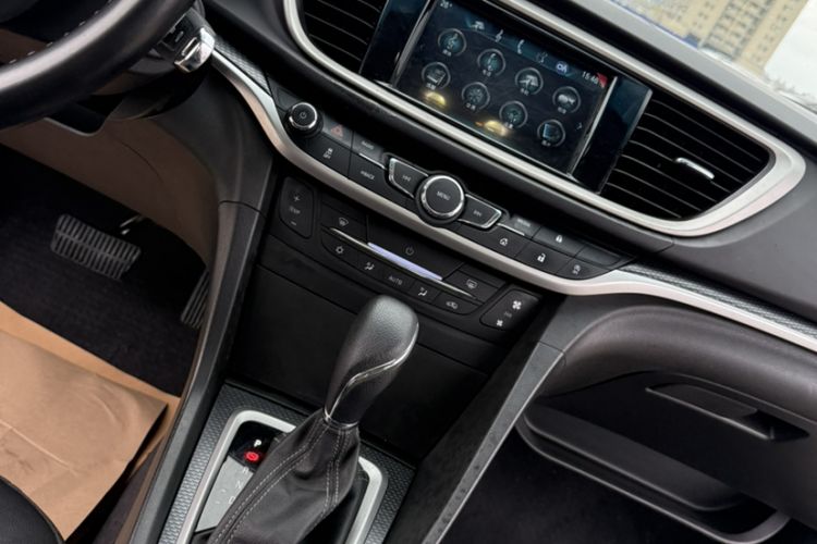 Used Buick GT 2019 18T Automatic Connected Elite Model China VI Standard Interior 6