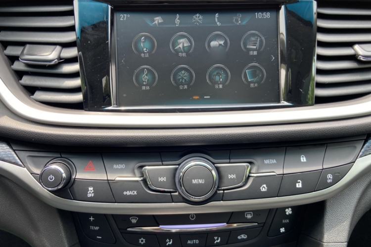 Used Buick GT 2019 18T Automatic Connected Elite Model China VI Standard Interior 6
