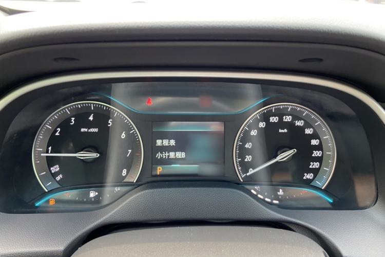 Used Buick GT 2019 18T Automatic Connected Elite Model China VI Standard Interior 9