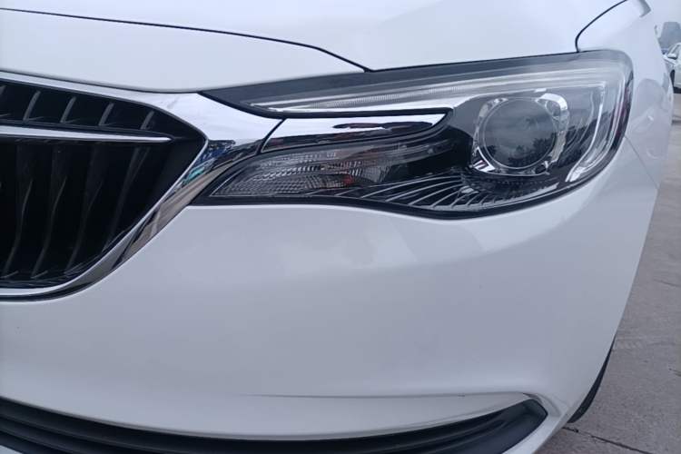 Used Buick GT 2019 15T Dual-Clutch Advanced Version China VI Standard Left Front Headlight