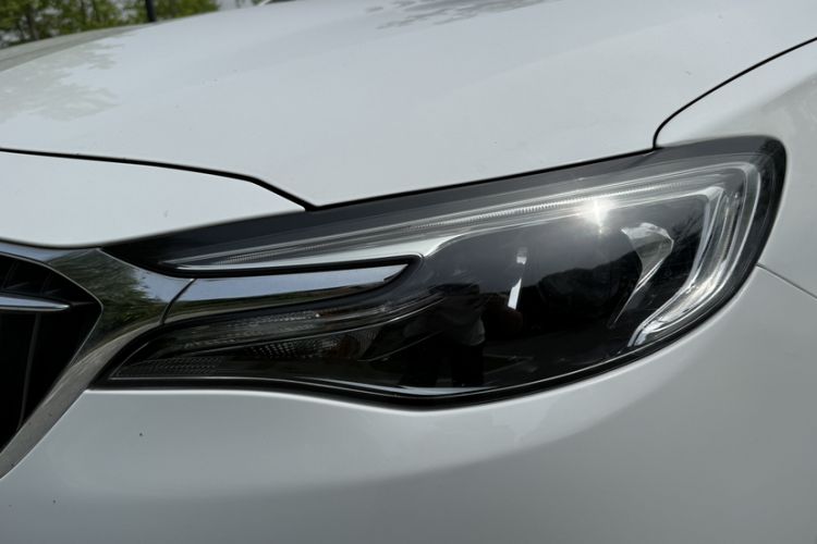 Used Buick GT 2019 15T Dual-Clutch Connected Elite Model China VI Left Front Headlight
