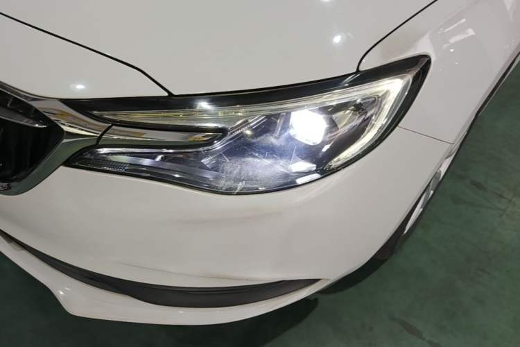 Used Buick GT 2019 15T Dual-Clutch Connected Elite Version China V Standard Left Front Headlight