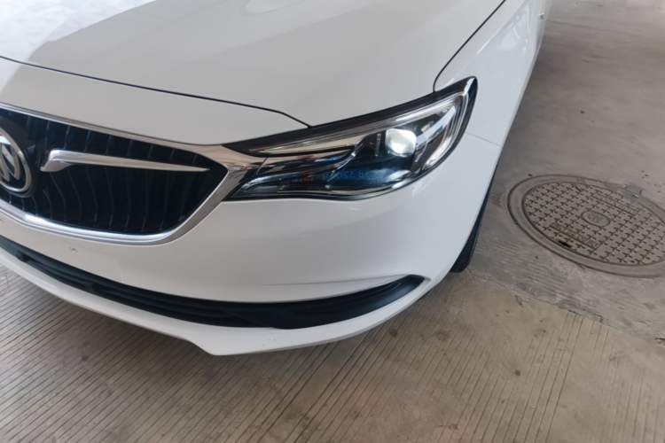 Used Buick GT 2019 15T Dual-Clutch Connected Elite Model China VI Left Front Headlight