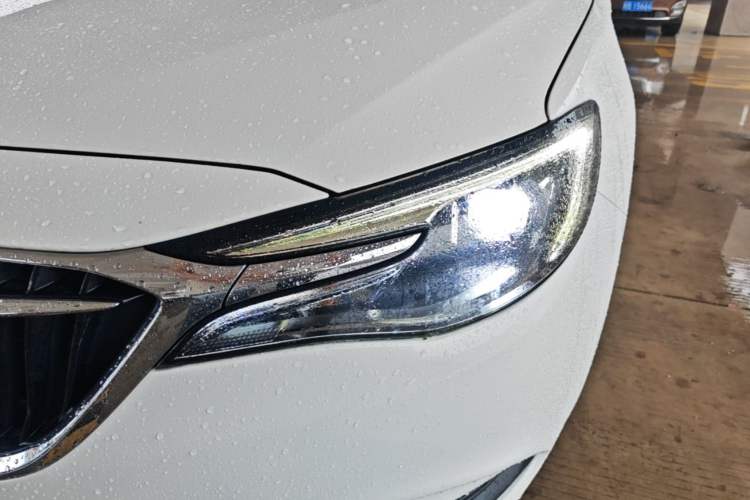 Used Buick GT 2019 15T Dual-Clutch Connected Elite Version China V Standard Left Front Headlight