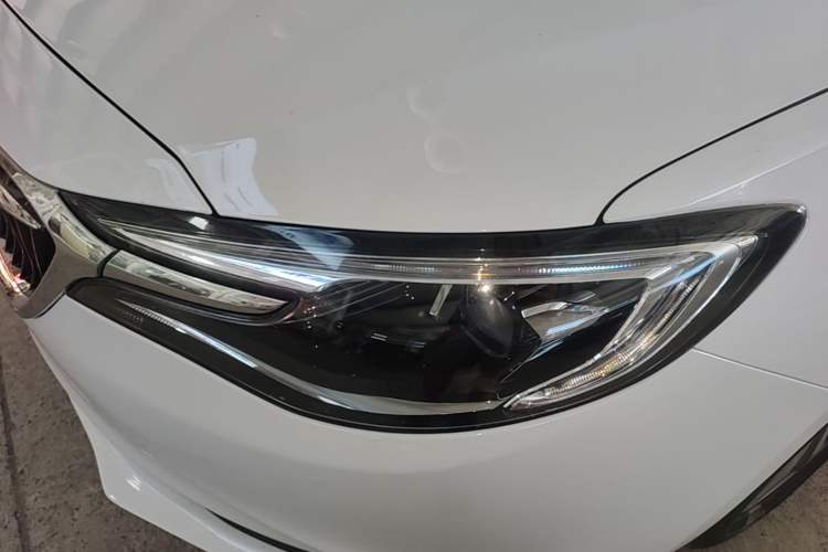 Used Buick GT 2019 18T Automatic Connected Elite Model China VI Standard Left Front Headlight