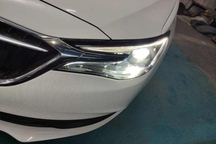 Used Buick GT 2019 15T Dual-Clutch Connected Elite Model China VI Left Front Headlight