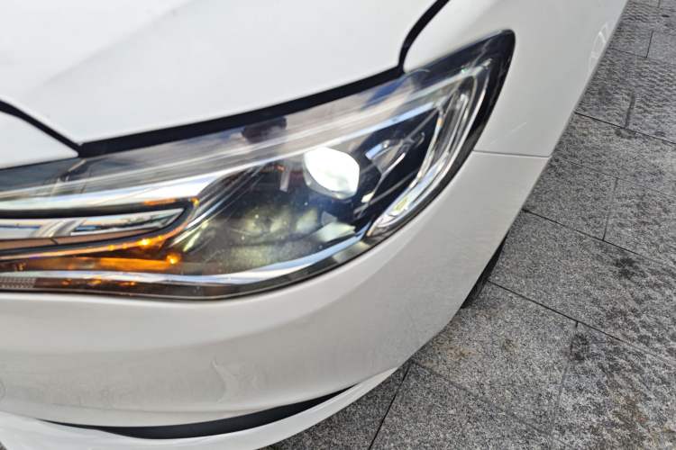 Used Buick GT 2019 15T Dual-Clutch Connected Elite Model China VI Left Front Headlight