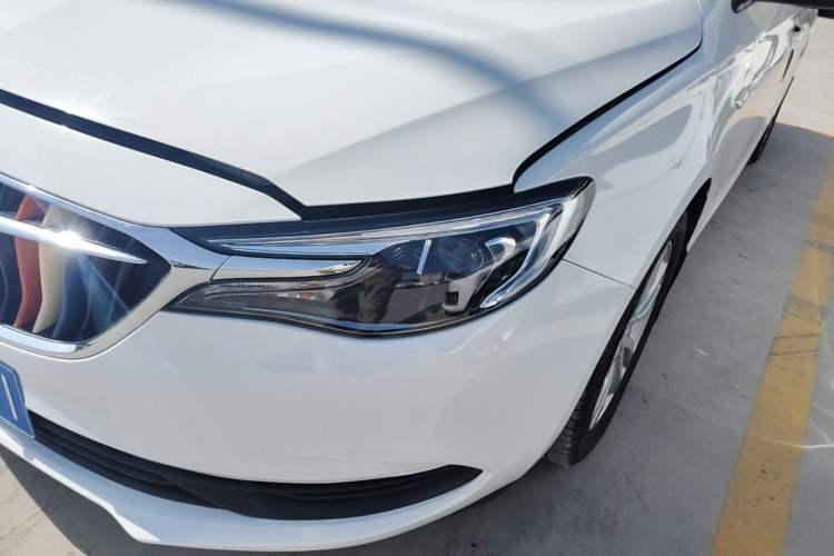 Used Buick GT 2019 15T Dual-Clutch Connected Elite Model China VI Left Front Headlight