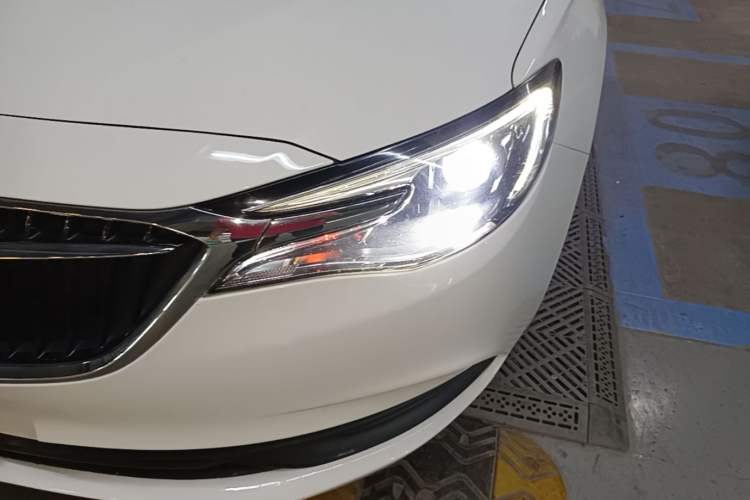 Used Buick GT 2019 18T Automatic Connected Elite Model China VI Standard Left Front Headlight