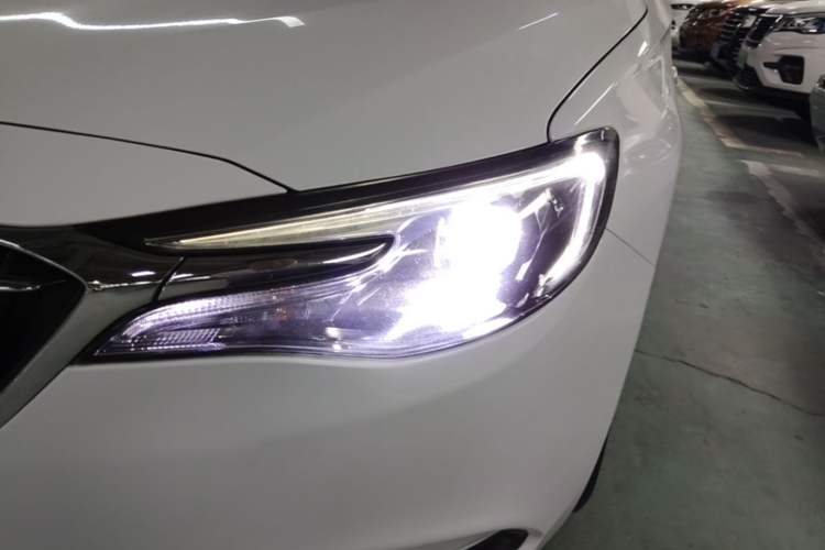 Used Buick GT 2019 18T Automatic Connected Elite Model China VI Standard Left Front Headlight