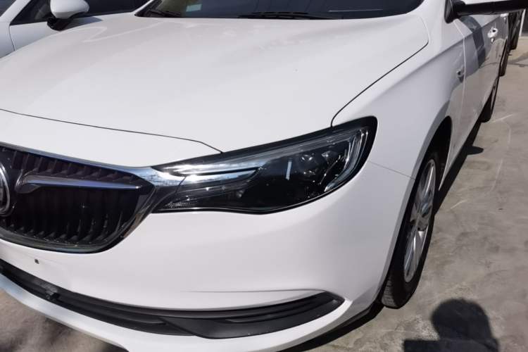Used Buick GT 2019 15T Dual-Clutch Connected Elite Model China VI Left Front Headlight