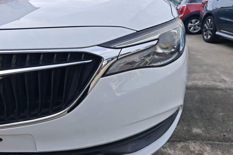 Used Buick GT 2019 15T Dual-Clutch Advanced Version China VI Standard Left Front Headlight