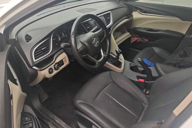Used Buick GT 2019 15T Manual Elite Version China VI Standard Left Front Seat