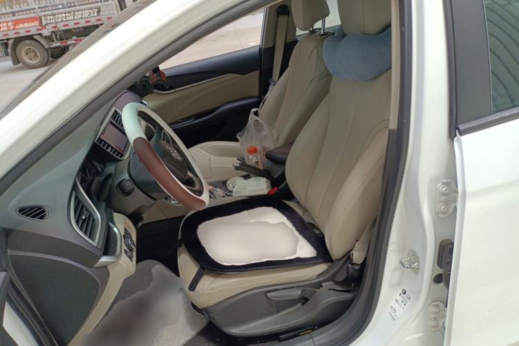 Used Buick GT 2019 15T Dual-Clutch Connected Elite Model China VI Left Front Seat