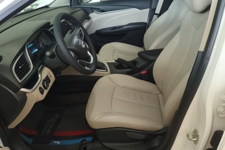 Used Buick GT 2019 15T Dual-Clutch Connected Elite Model China VI Left Front Seat