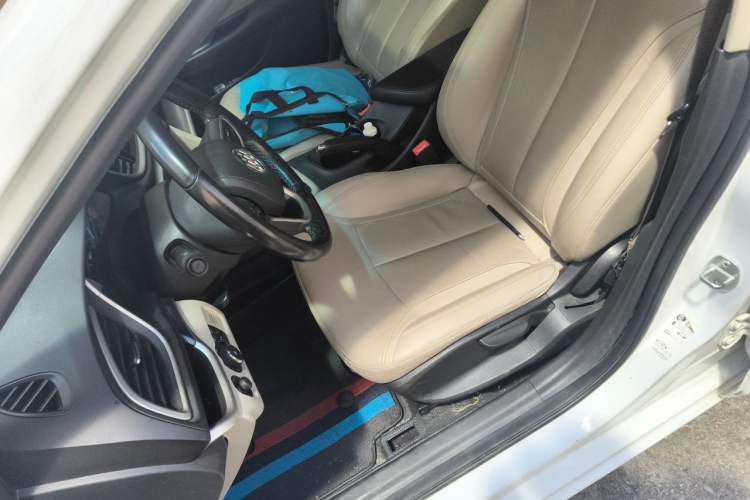 Used Buick GT 2019 15T Dual-Clutch Connected Elite Version China V Standard Left Front Seat