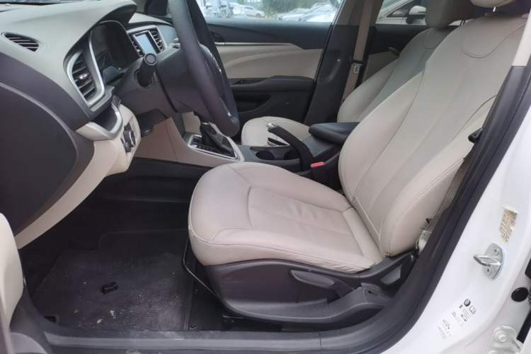 Used Buick GT 2019 15T Dual-Clutch Connected Elite Version China V Standard Left Front Seat