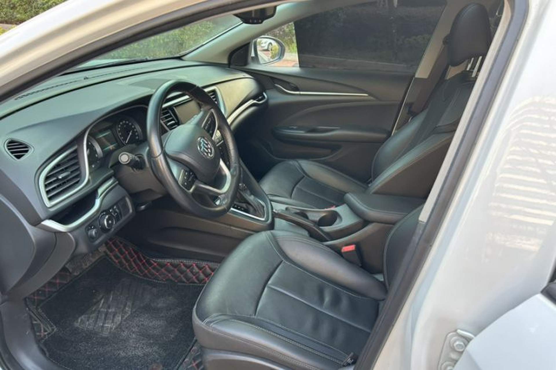 Used Buick GT 2019 18T Automatic Connected Elite Model China VI Standard Left Front Seat