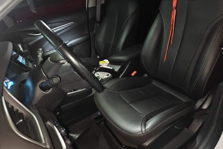 Used Buick GT 2019 18T Automatic Connected Elite Model China VI Standard Left Front Seat