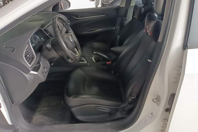 Used Buick GT 2019 18T Automatic Connected Elite Model China VI Standard Left Front Seat