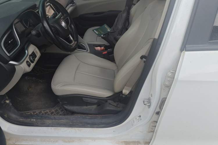 Used Buick GT 2019 15T Dual-Clutch Connected Elite Model China VI Left Front Seat