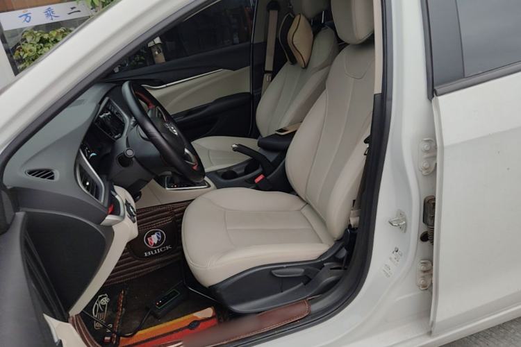Used Buick GT 2019 15T Dual-Clutch Connected Elite Model China VI Left Front Seat