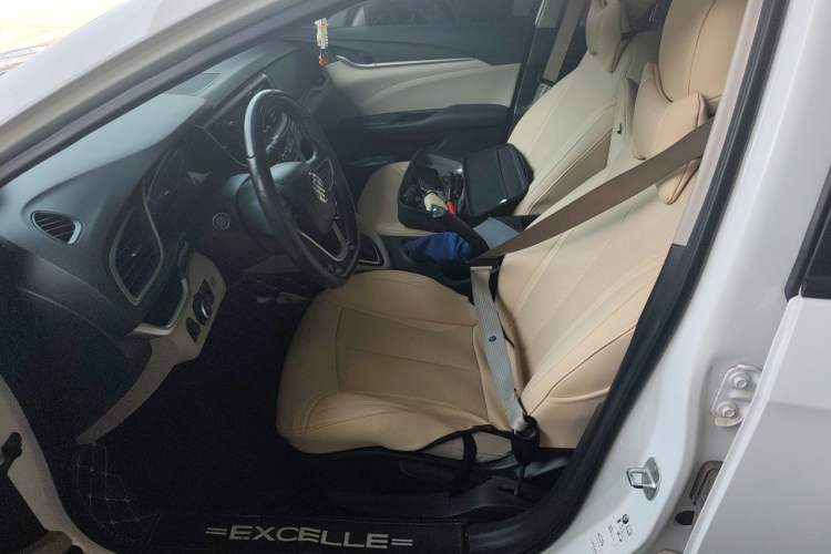 Used Buick GT 2019 15T Dual-Clutch Connected Elite Model China VI Left Front Seat