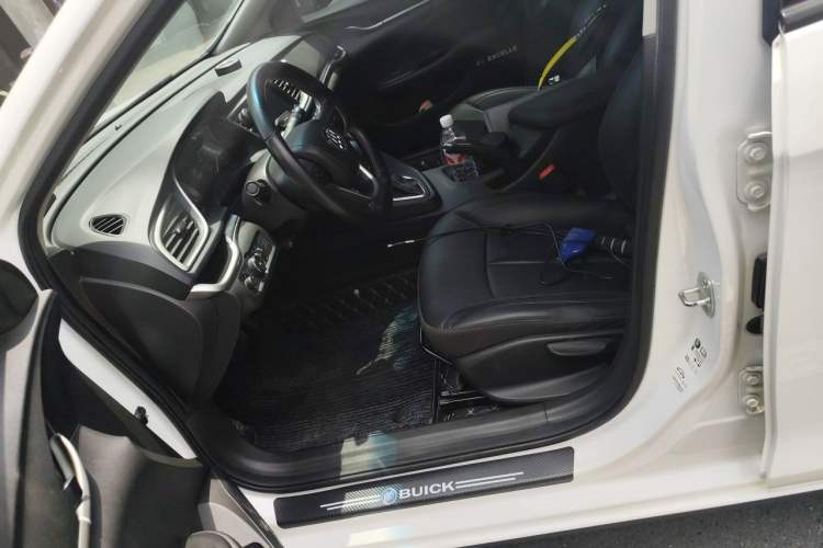 Used Buick GT 2019 18T Automatic Connected Elite Model China VI Standard Left Front Seat