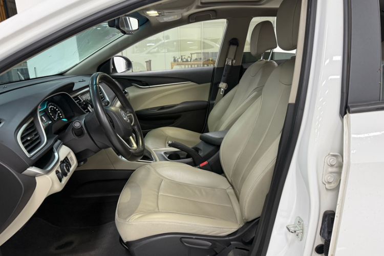 Used Buick GT 2019 15T Dual-Clutch Connected Elite Model China VI Left Front Seat