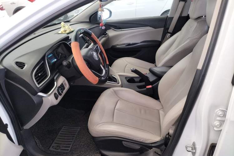 Used Buick GT 2019 15T Dual-Clutch Connected Elite Model China VI Left Front Seat