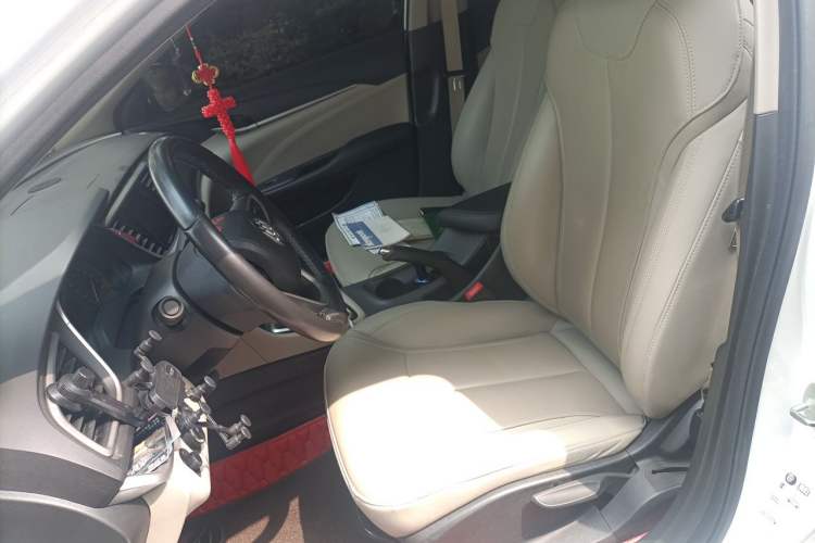 Used Buick GT 2019 15T Dual-Clutch Connected Elite Model China VI Left Front Seat