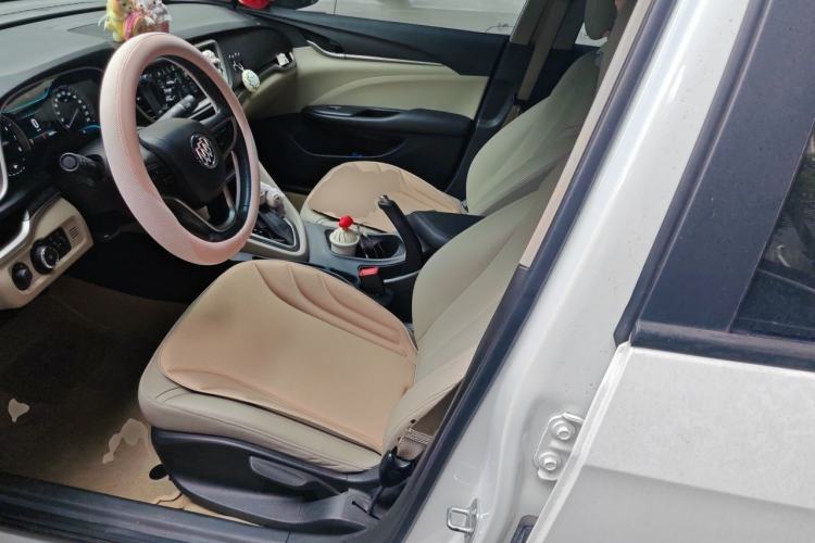 Used Buick GT 2019 15T Dual-Clutch Connected Elite Model China VI Left Front Seat