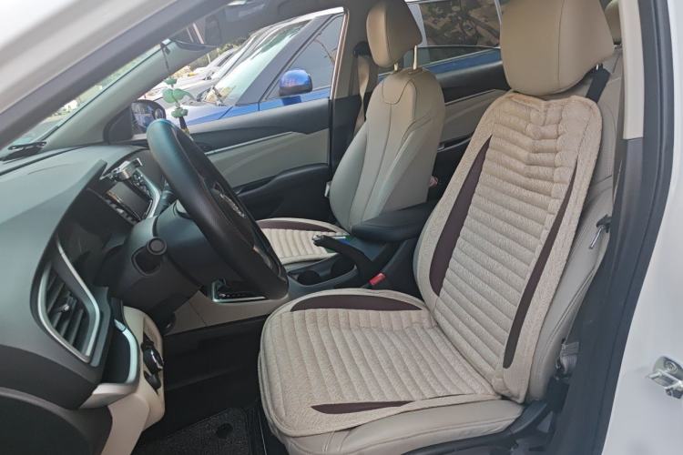 Used Buick GT 2019 15T Dual-Clutch Connected Elite Model China VI Left Front Seat