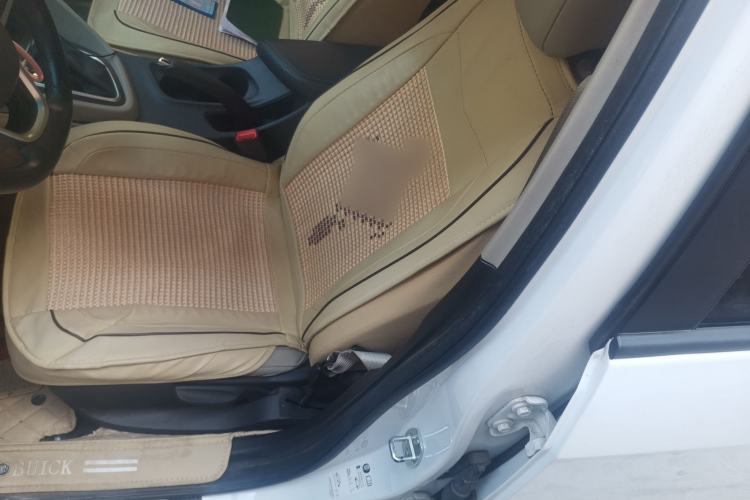 Used Buick GT 2019 15T Dual-Clutch CrossFire Limited Edition Fearless Version Left Front Seat