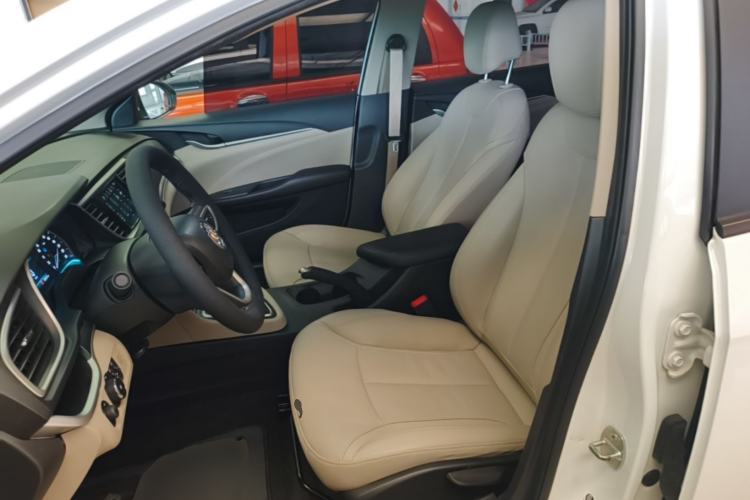 Used Buick GT 2019 15T Dual-Clutch Connected Elite Model China VI Left Front Seat