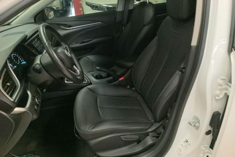Used Buick GT 2019 18T Automatic Connected Elite Model China VI Standard Left Front Seat