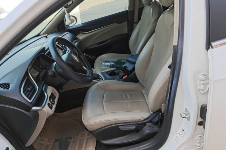 Used Buick GT 2019 15T Dual-Clutch Connected Elite Model China VI Left Front Seat