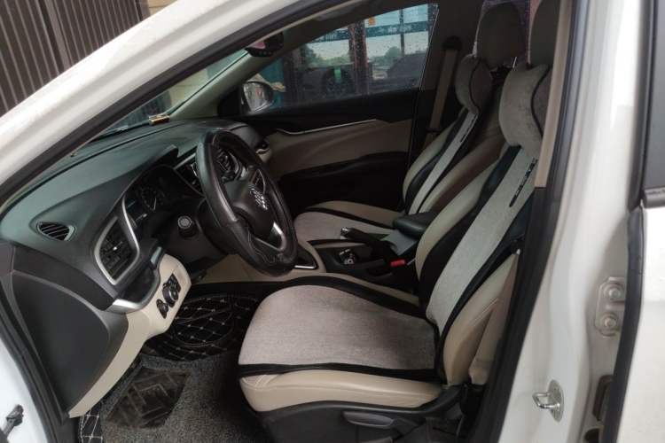 Used Buick GT 2019 15T Dual-Clutch Connected Elite Model China VI Left Front Seat
