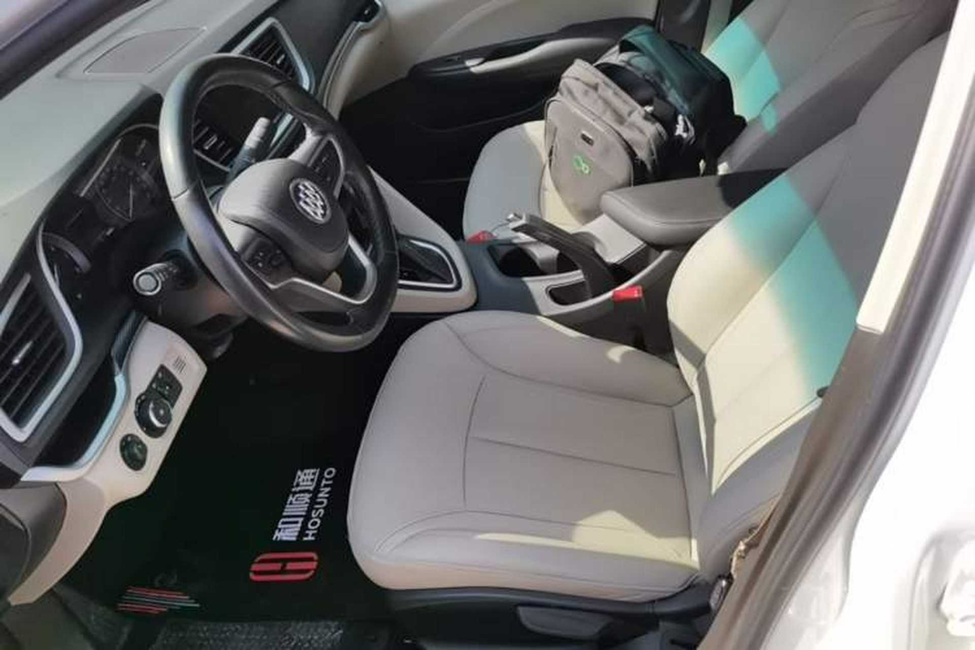 Used Buick GT 2019 15T Dual-Clutch Connected Elite Model China VI Left Front Seat