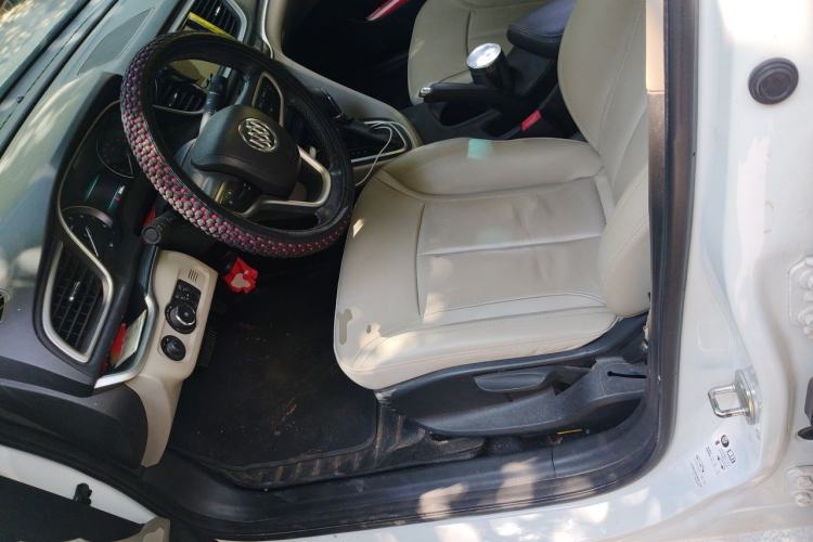 Used Buick GT 2019 15T Dual-Clutch Connected Elite Model China VI Left Front Seat