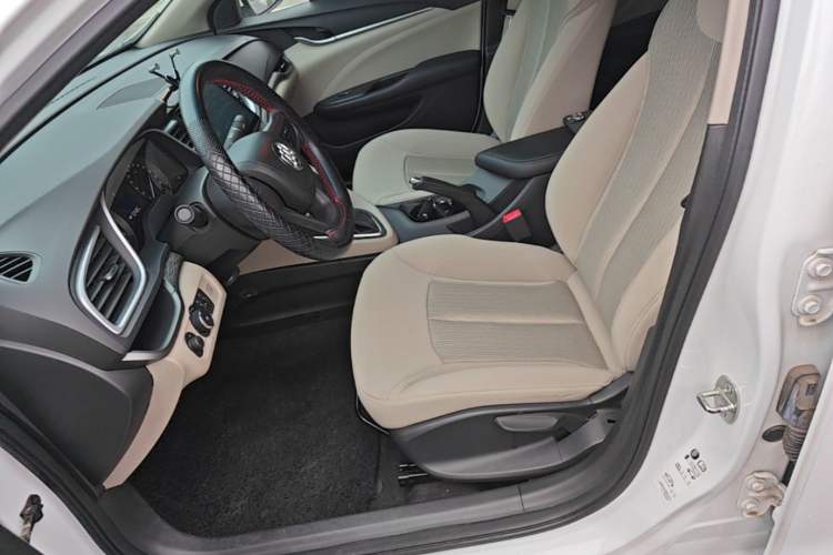 Used Buick GT 2019 15T Dual-Clutch Advanced Version China VI Standard Left Front Seat