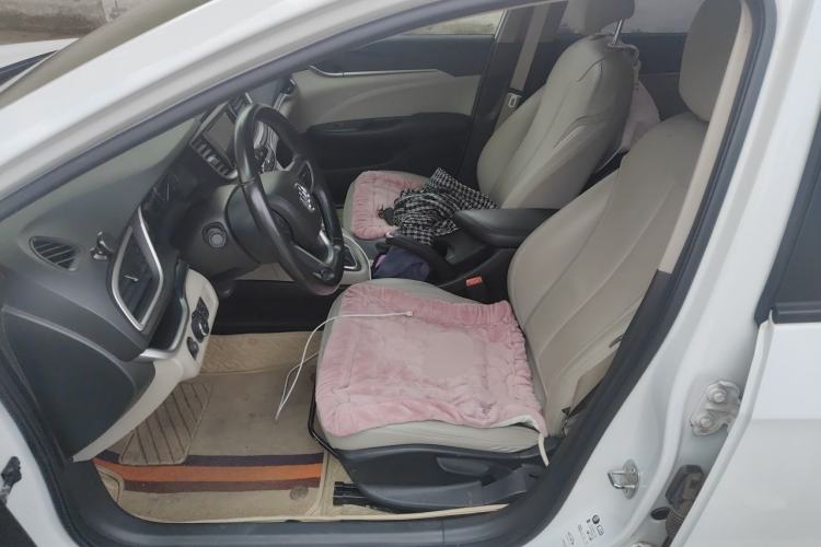 Used Buick GT 2019 15T Dual-Clutch Connected Elite Model China VI Left Front Seat