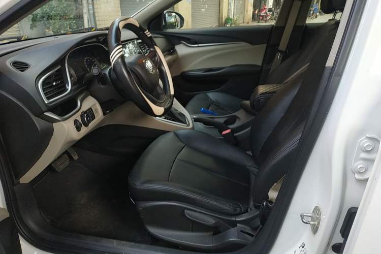 Used Buick GT 2019 15T Dual-Clutch Advanced Version China VI Standard Left Front Seat