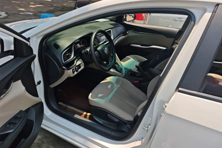 Used Buick GT 2019 15T Dual-Clutch Advanced Version China VI Standard Left Front Seat